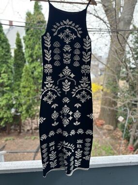House of Harlow 1960 Black Maxi Skirt with White Floral Motif
